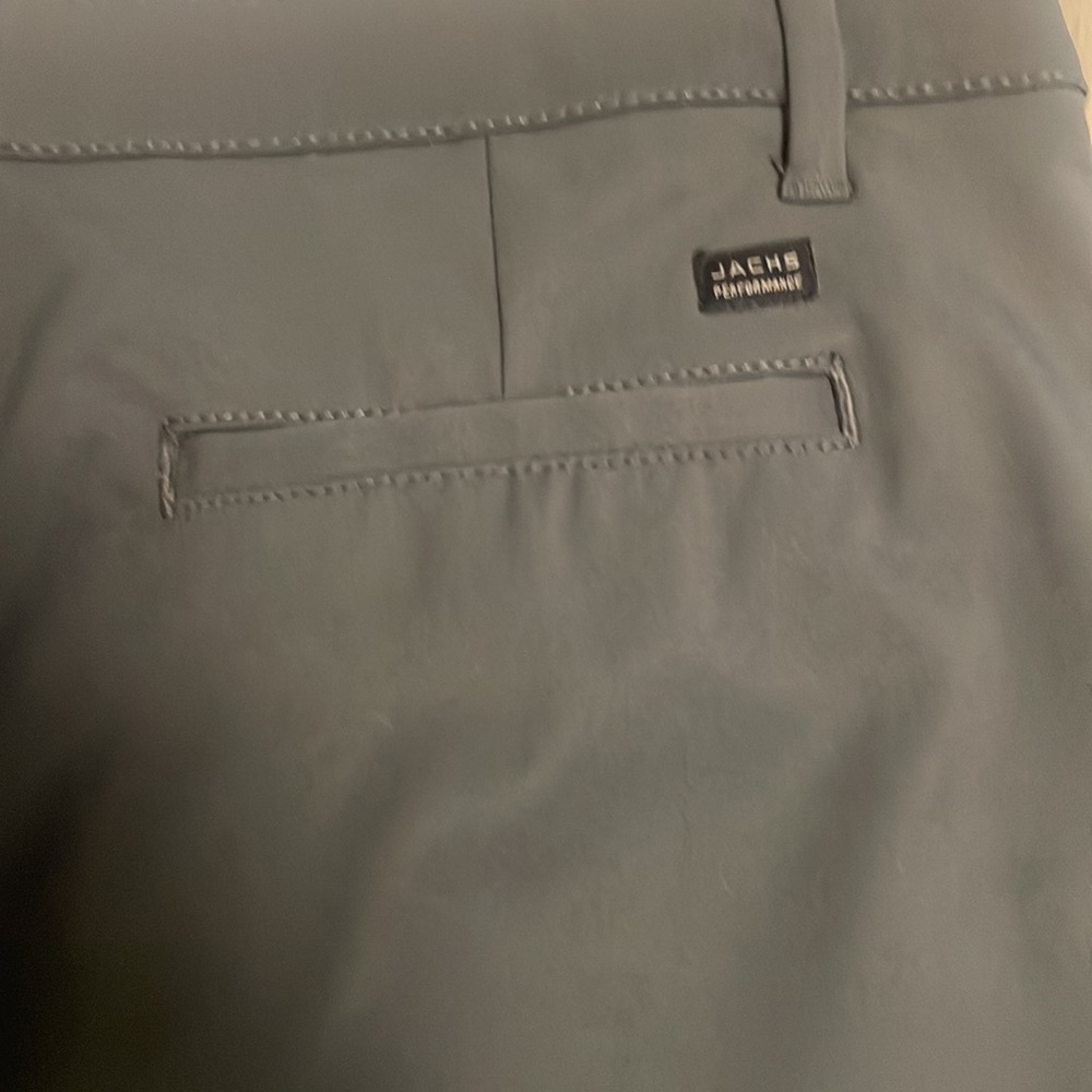 Shorts - Picture 4 of 9
